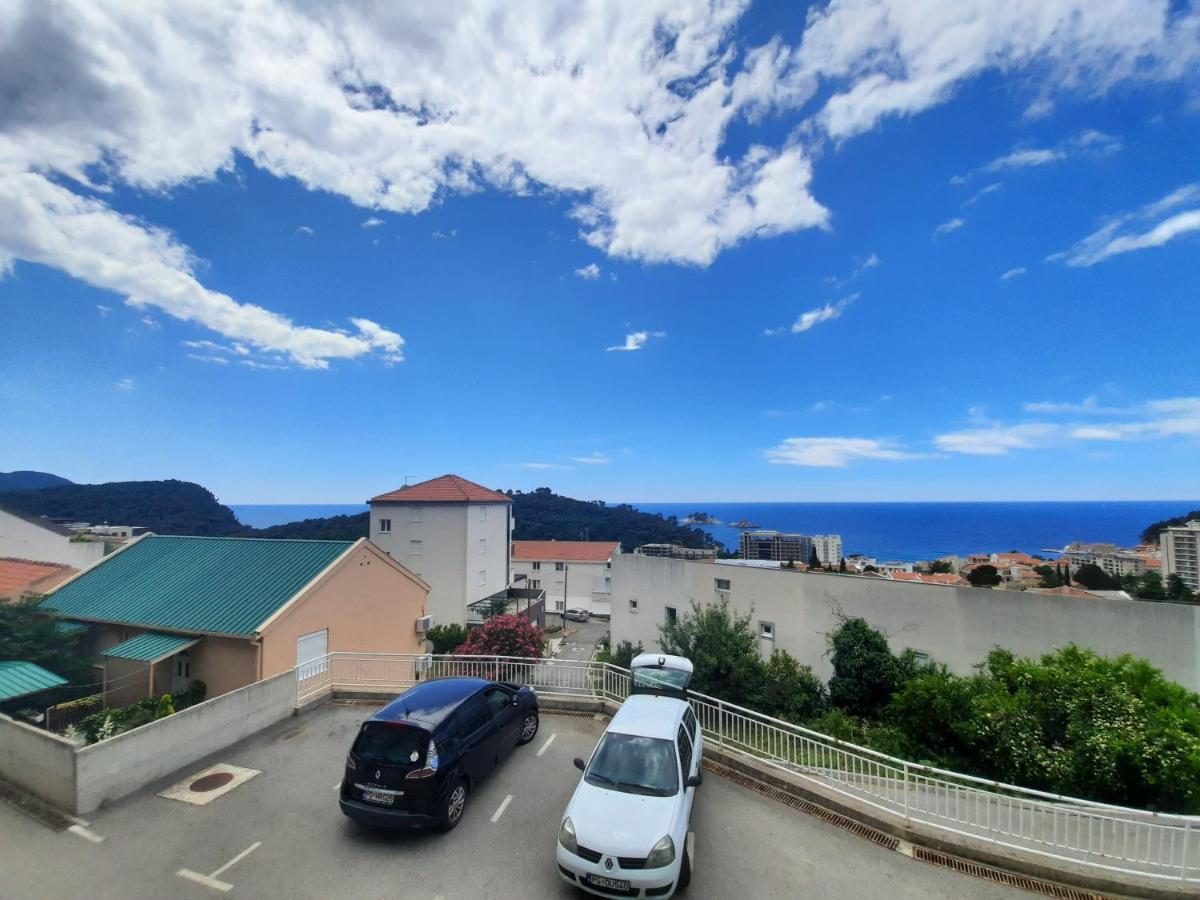 Rakocevic Apartments Petrovac Екстериор снимка