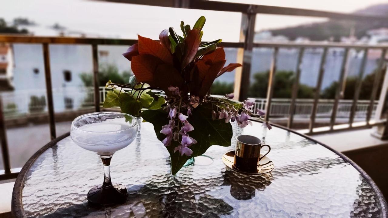 Rakocevic Apartments Petrovac Екстериор снимка