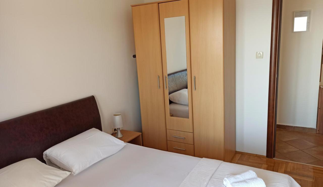 Rakocevic Apartments Petrovac Екстериор снимка