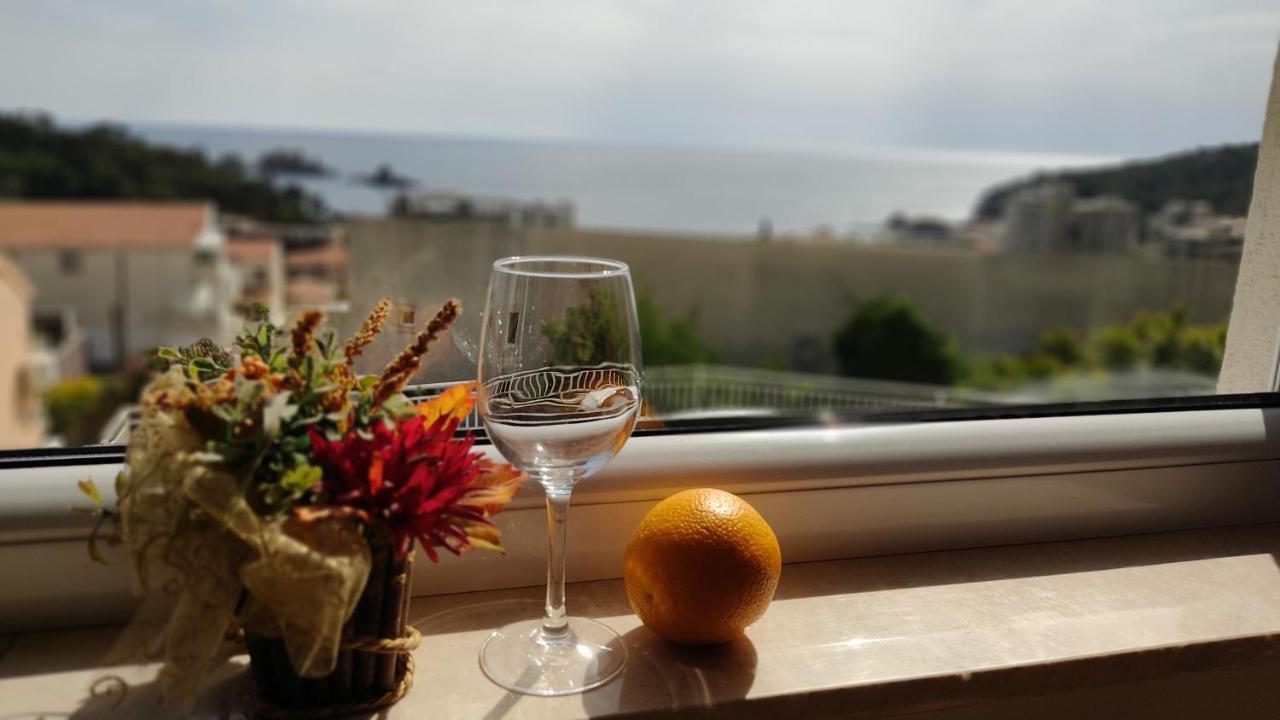 Rakocevic Apartments Petrovac Екстериор снимка
