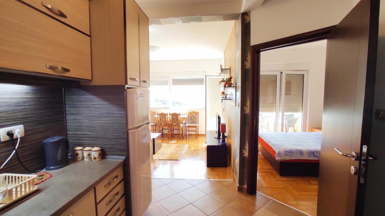 Rakocevic Apartments Petrovac Екстериор снимка