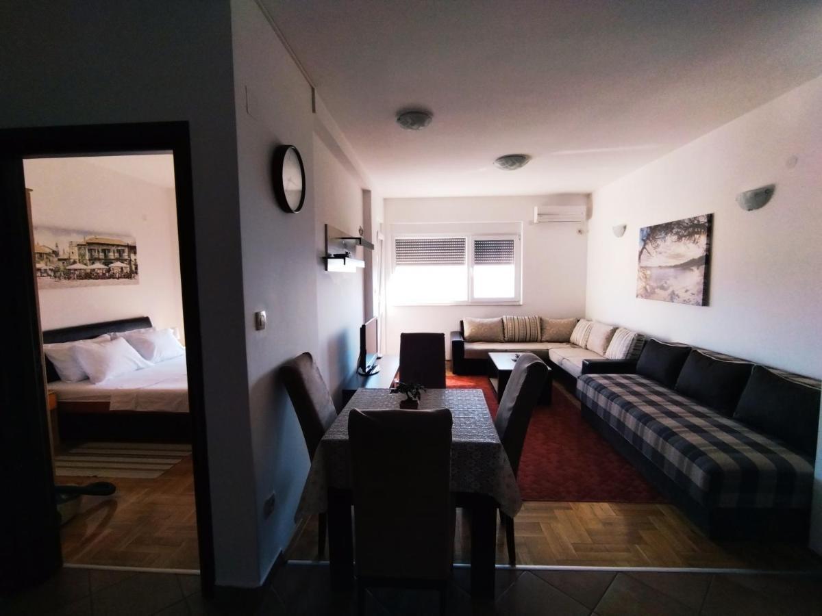 Rakocevic Apartments Petrovac Екстериор снимка
