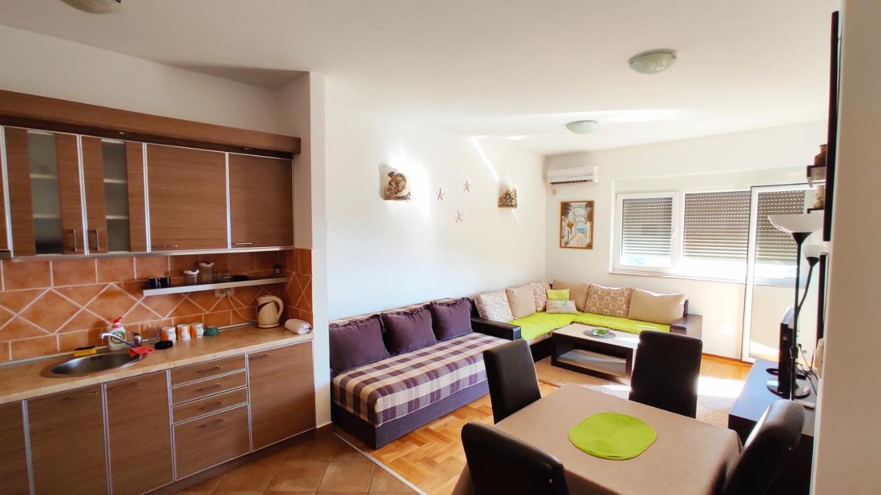Rakocevic Apartments Petrovac Екстериор снимка